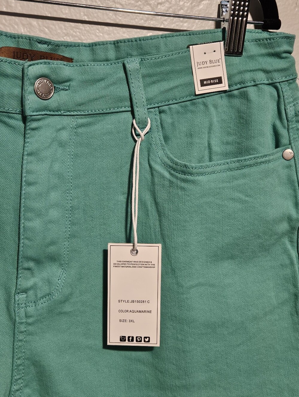 Judy Blue Aquamarine Mid Rise Frayed Hem Denim Shorts Size 3XL - Picture 13 of 15